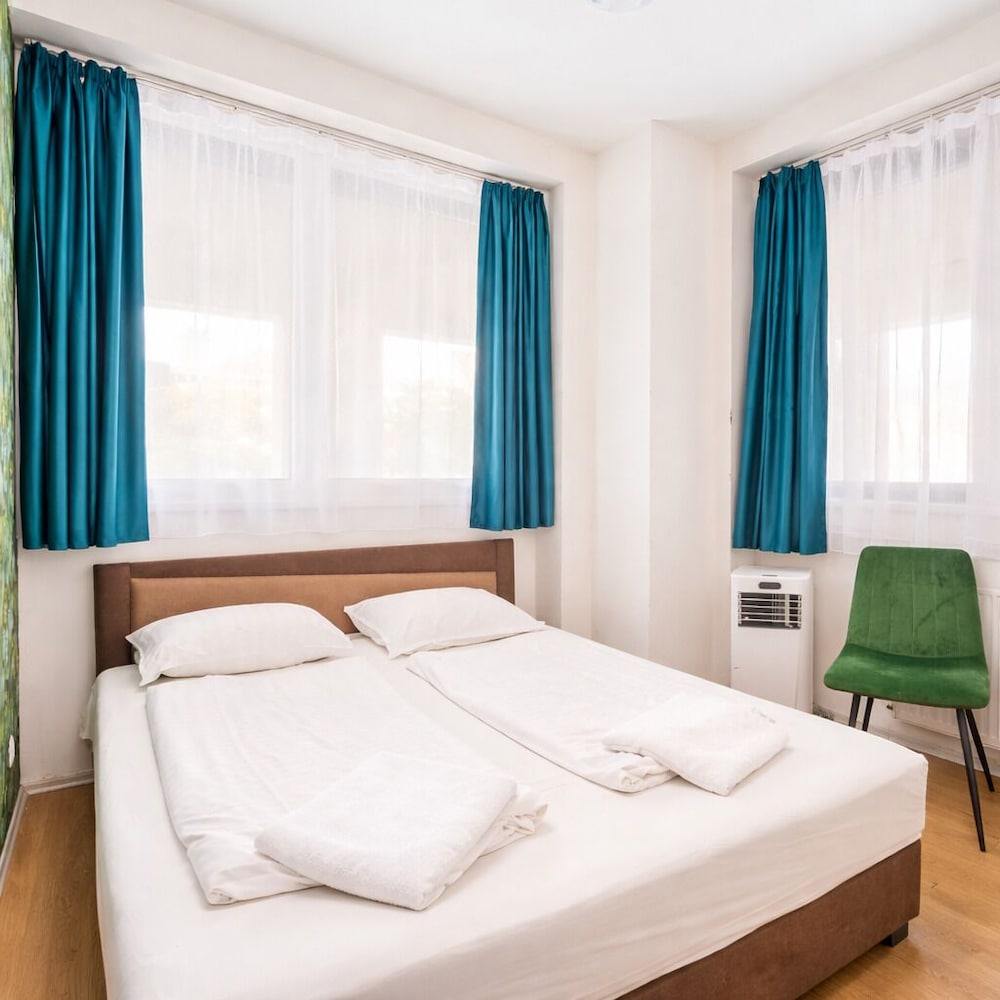 BASIC, DOUBLE BED