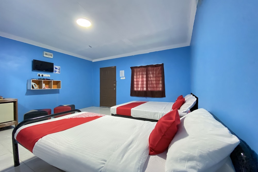 Capital O 90168 Serambi Pelangi Chalet 12/30
