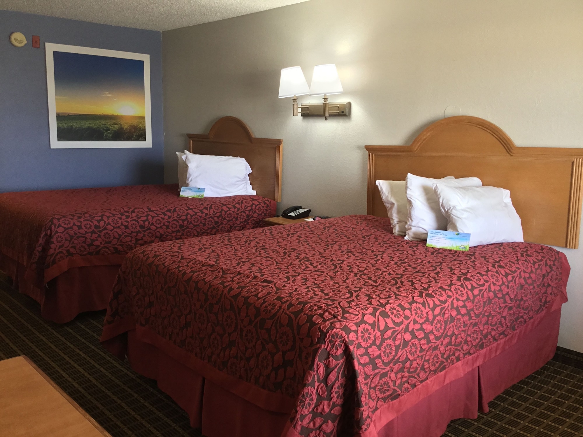 Standard, 2 Queen Beds, Smoking, Days Inn By Wyndham San Antonio Interstate Hwy 35 North 6/10