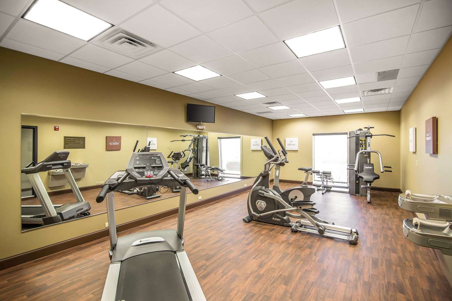 Comfort Suites Dodge City, KS 21/39
