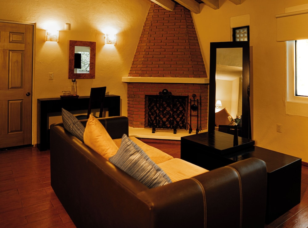 Hotel Mision Grand Valle De Bravo 29/50