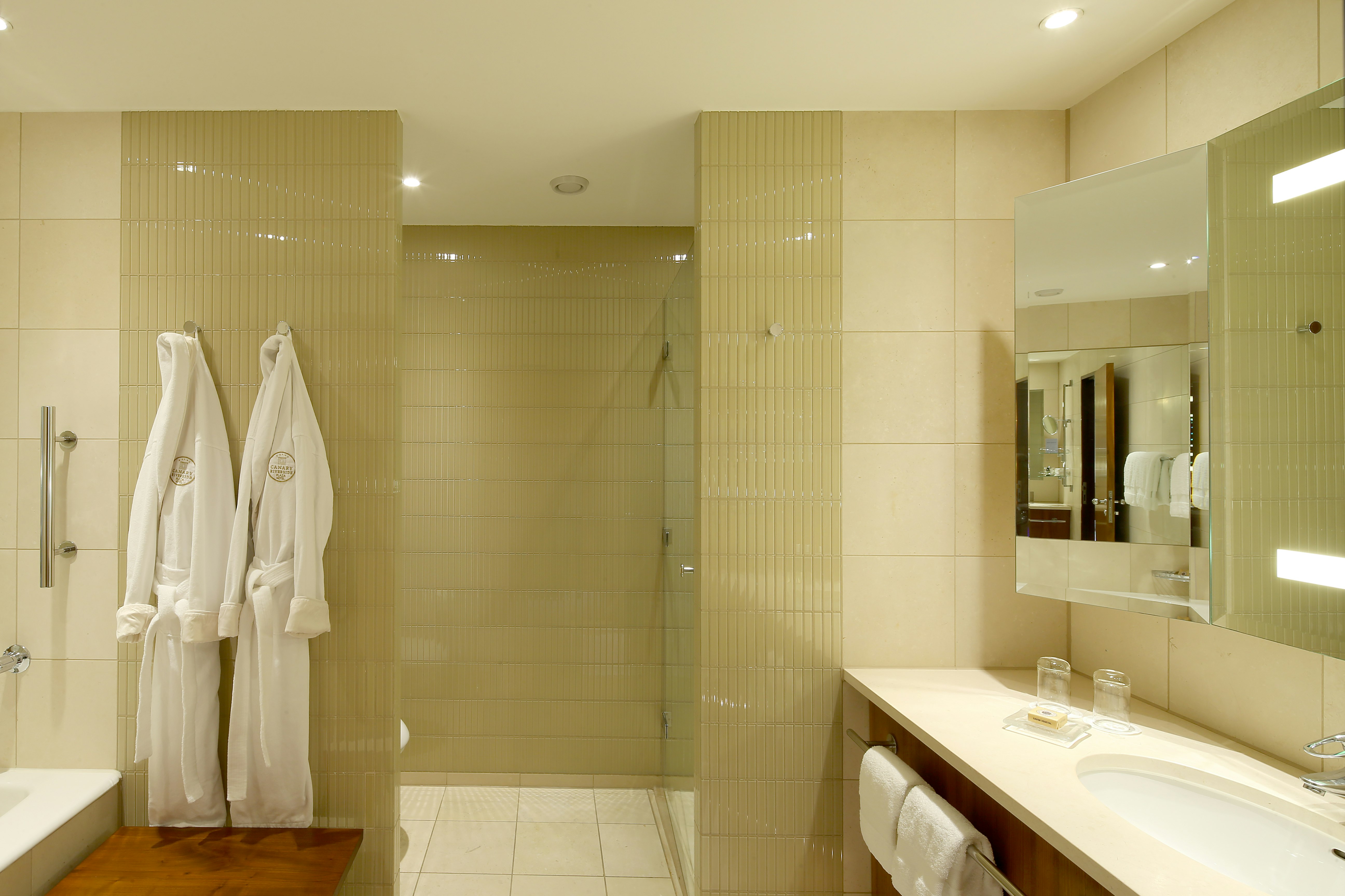Vignette Collection Canary Riverside Plaza London by IHG 58/60
