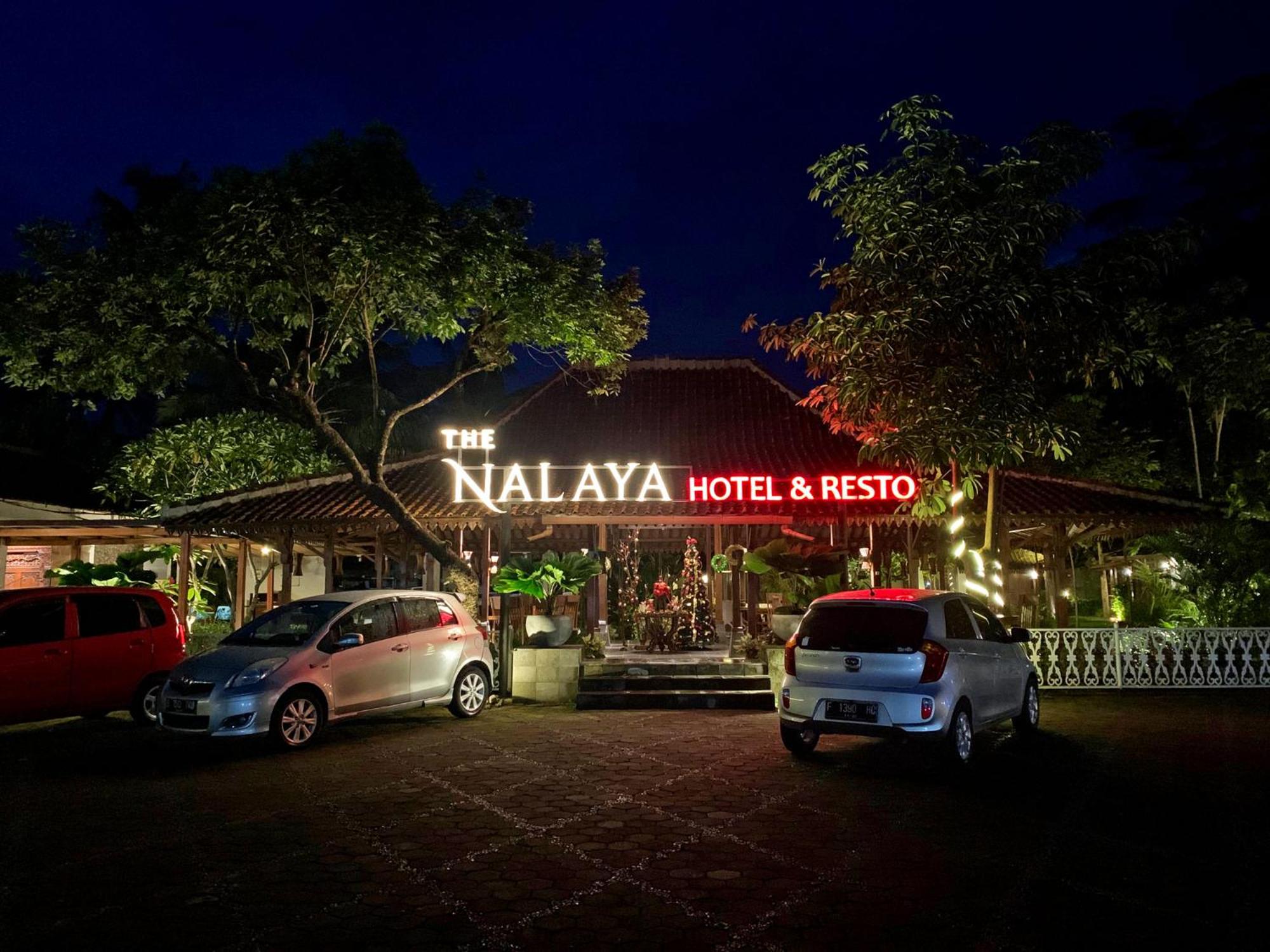 The Nalaya Hotel & Resto 40/49