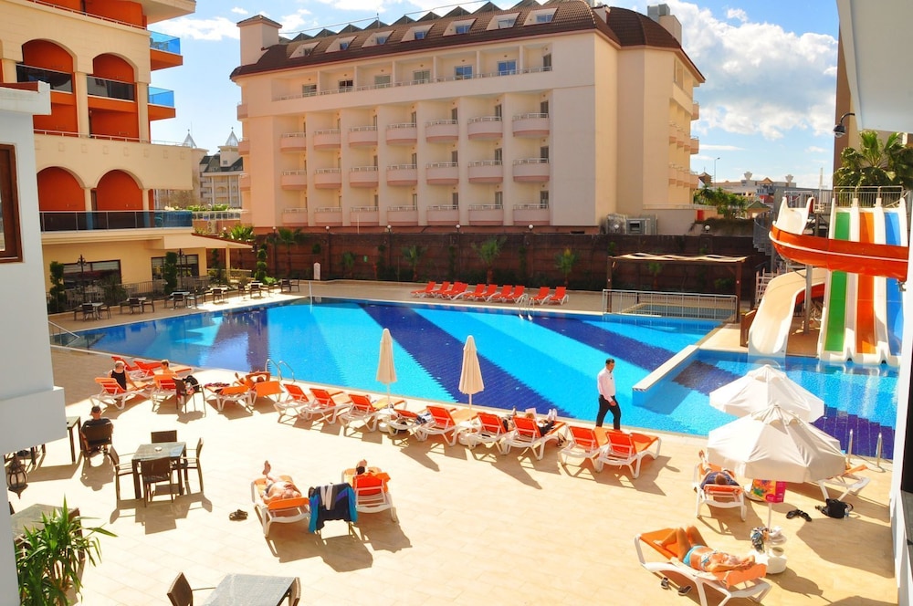 Orange Palace Side Hotel 8/65
