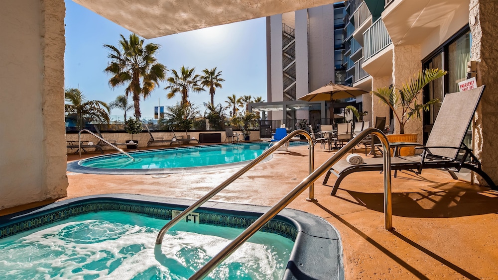 Best Western Yacht Harbor Hotel 4/36