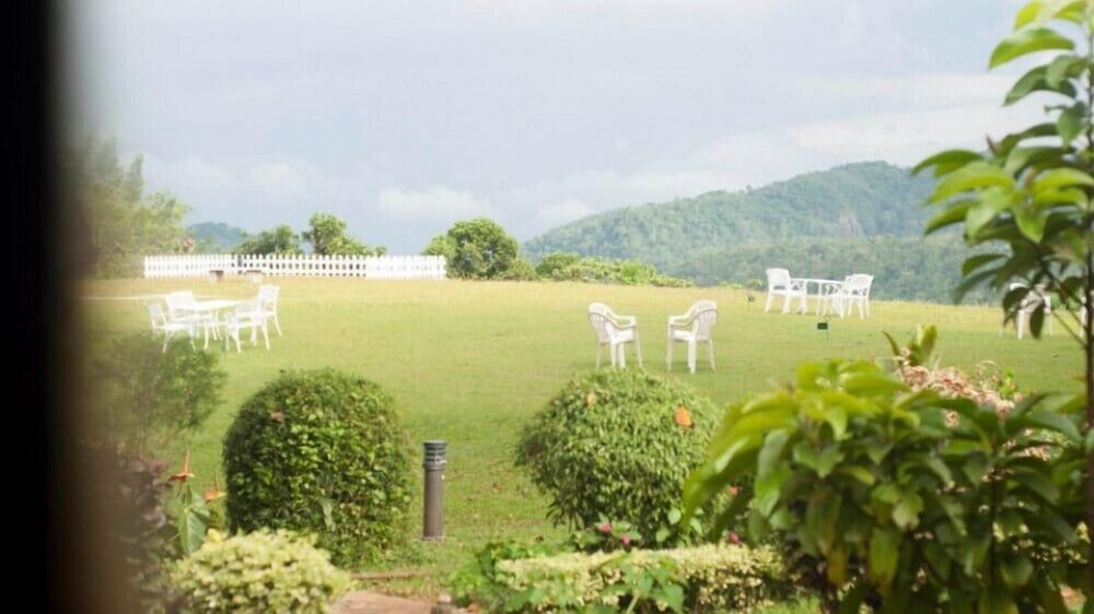 Ancoombra Tea Estate Bungalow 33/38