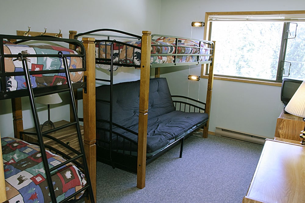 The Griz Inn 40/69