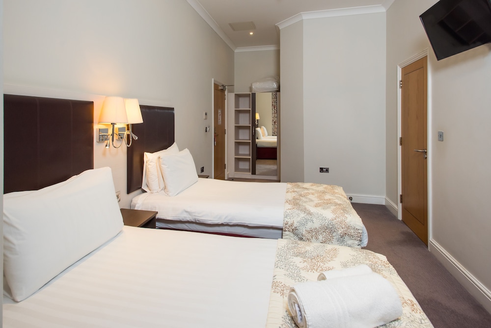 Spark by Hilton London Chiswick 5/45