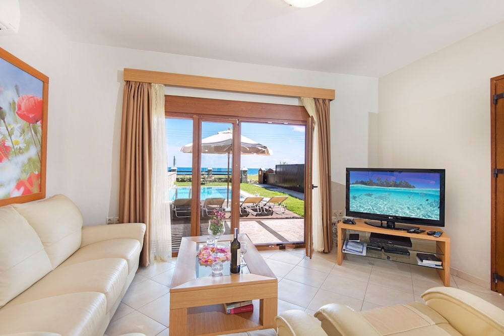 Horizon Line Villas 18/36