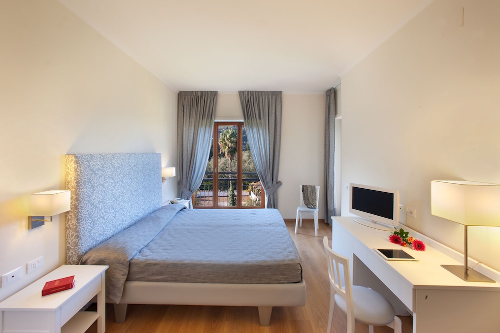 Hotel Regina Sorrento 13/72