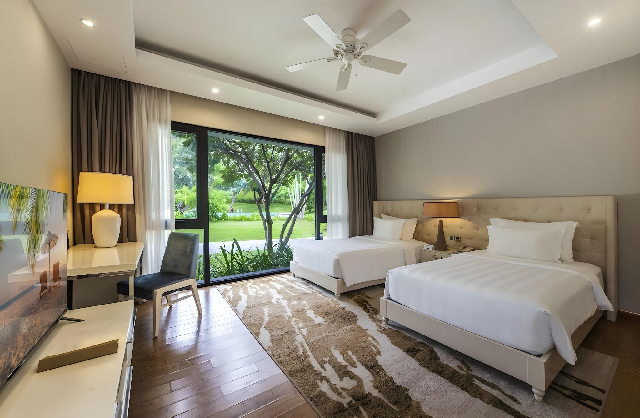 3 Bedrooms, Villa, Beach Front, Private Pool