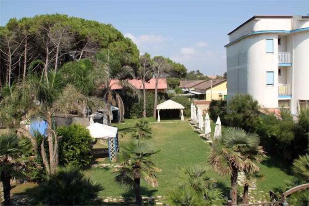 Hotel Club Sabbiadoro 48/51