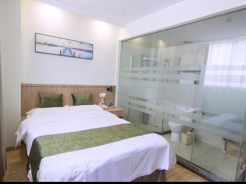 GreenTree Inn Zhenjiang Yangzhong North Gangdong Road Food Street Express Hotel 23/50