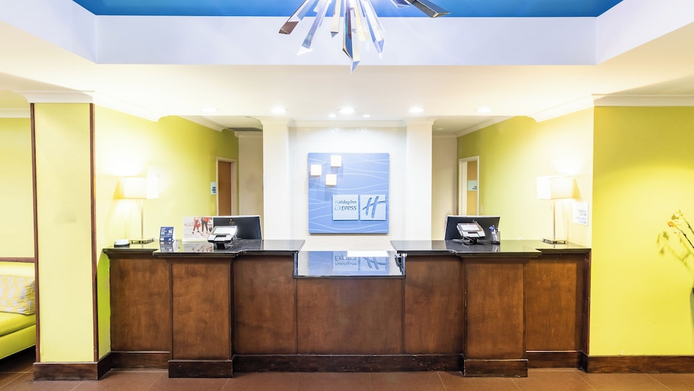 Holiday Inn Express Hotel And Suites Birmingham Irondale East 5/50