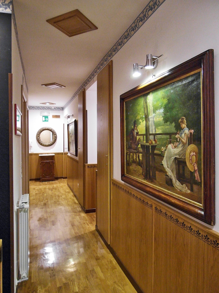 Sonnino Suite 9/59