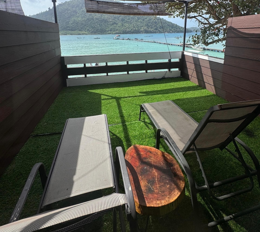 The Barat Perhentian Beach Resort 67/72