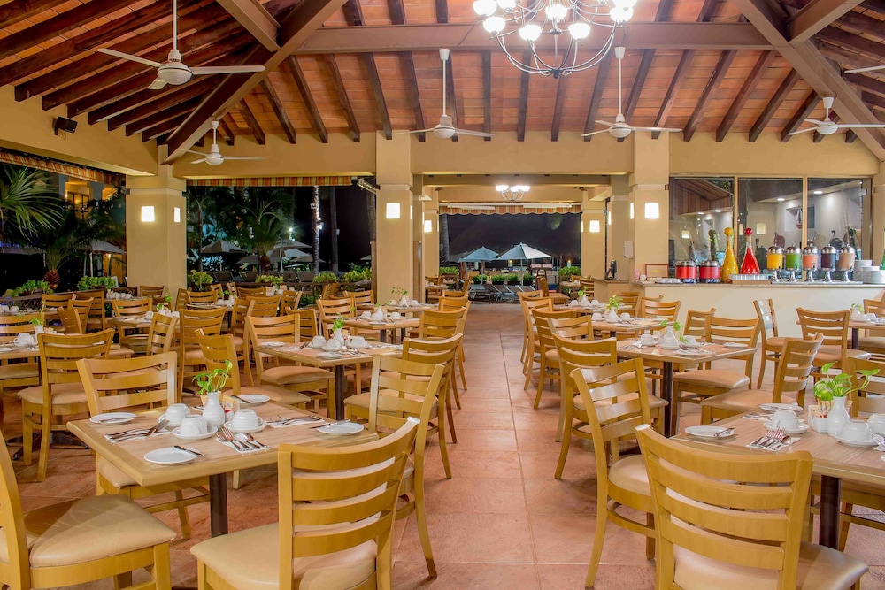Plaza Pelicanos Grand Beach Resorts 49/65