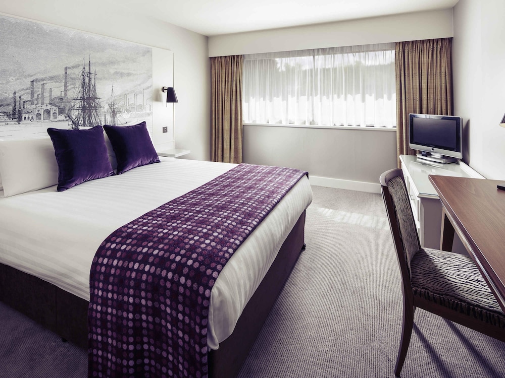 Mercure Swansea Hotel 16/61