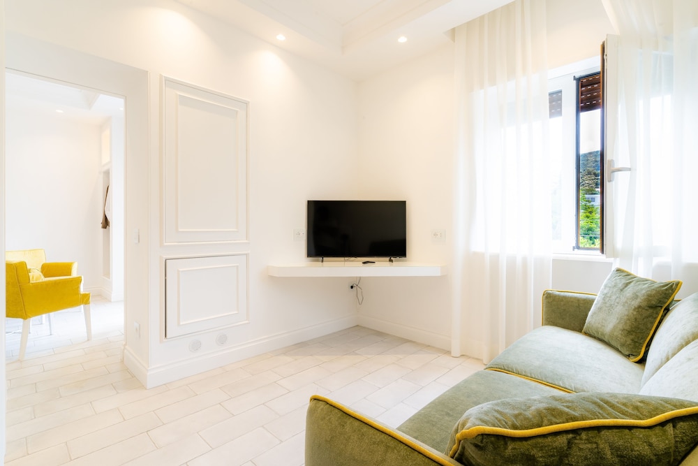 Cioffi Sorrento Rooms 37/50