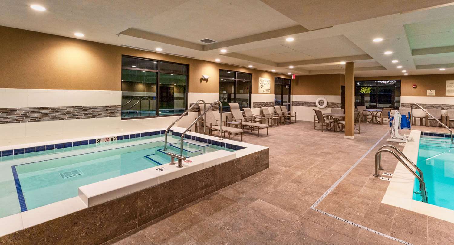 swimming pool spa