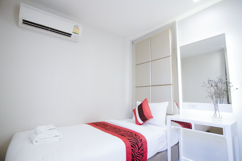 Hope Land Hotel & Residence Sukhumvit 8 14/77