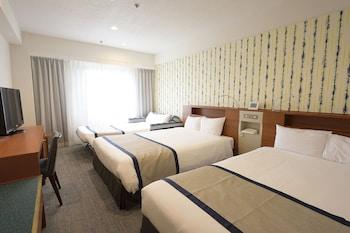 Standard, Triple, 2 Double Beds, East Wing