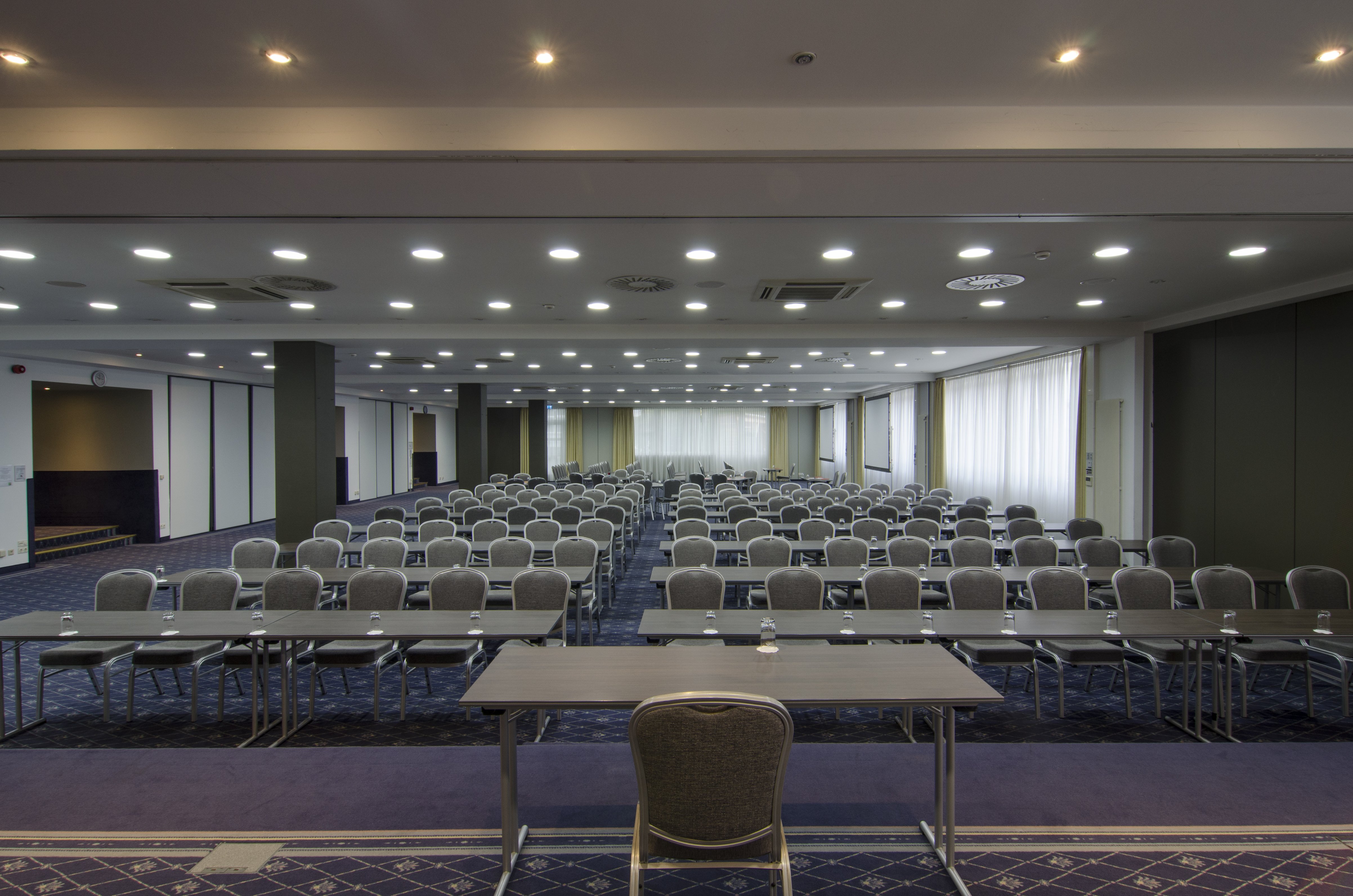 Holiday Inn Munchen Unterhaching 68/80