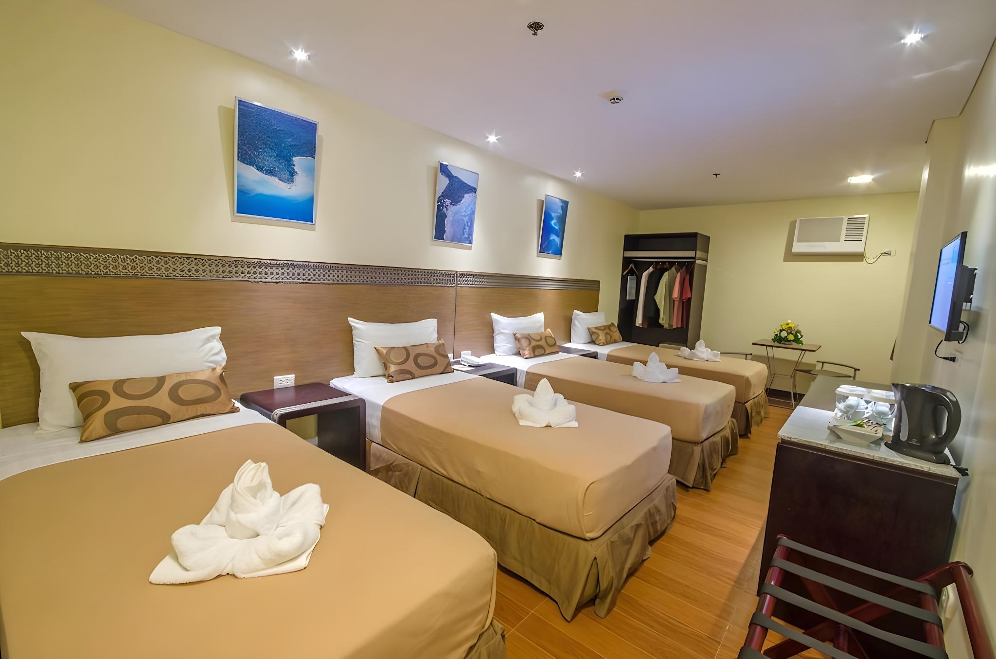 Room, Quadruple, Multiple Beds
