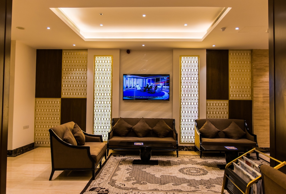 City Park Hotel Apartments 42/64