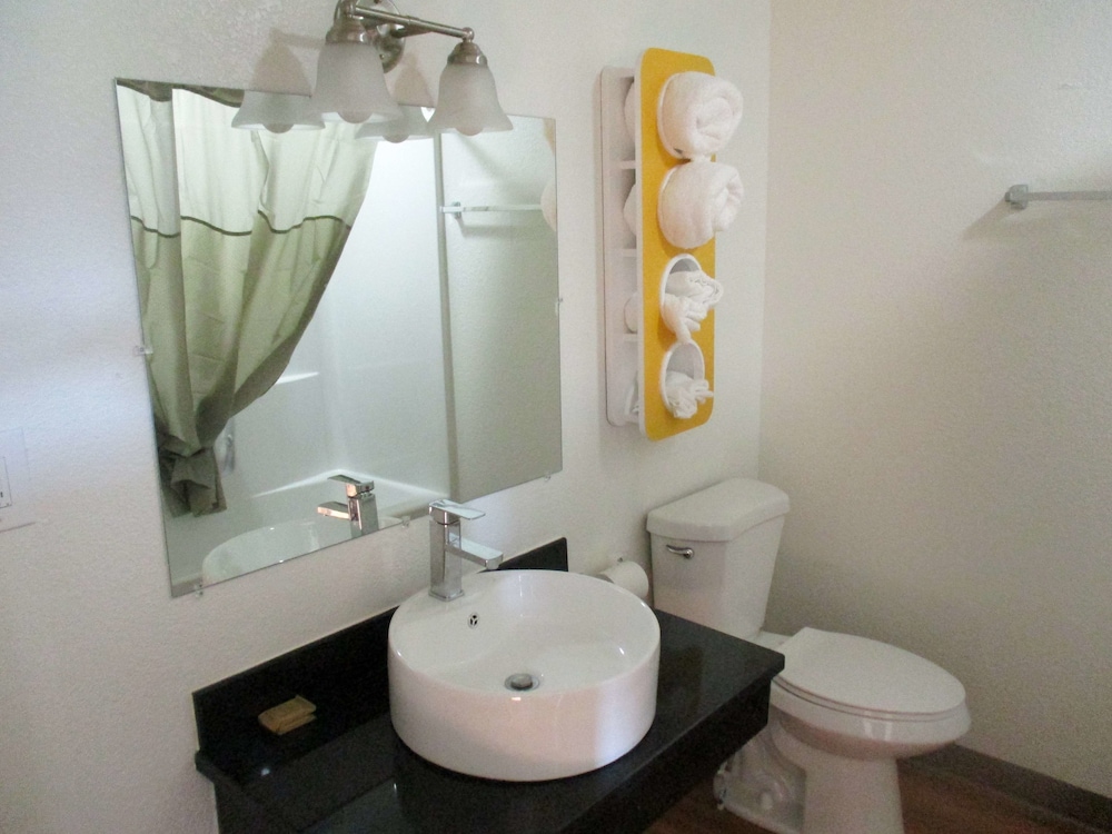 Motel6 Prairie Du Chien, WI 38/45