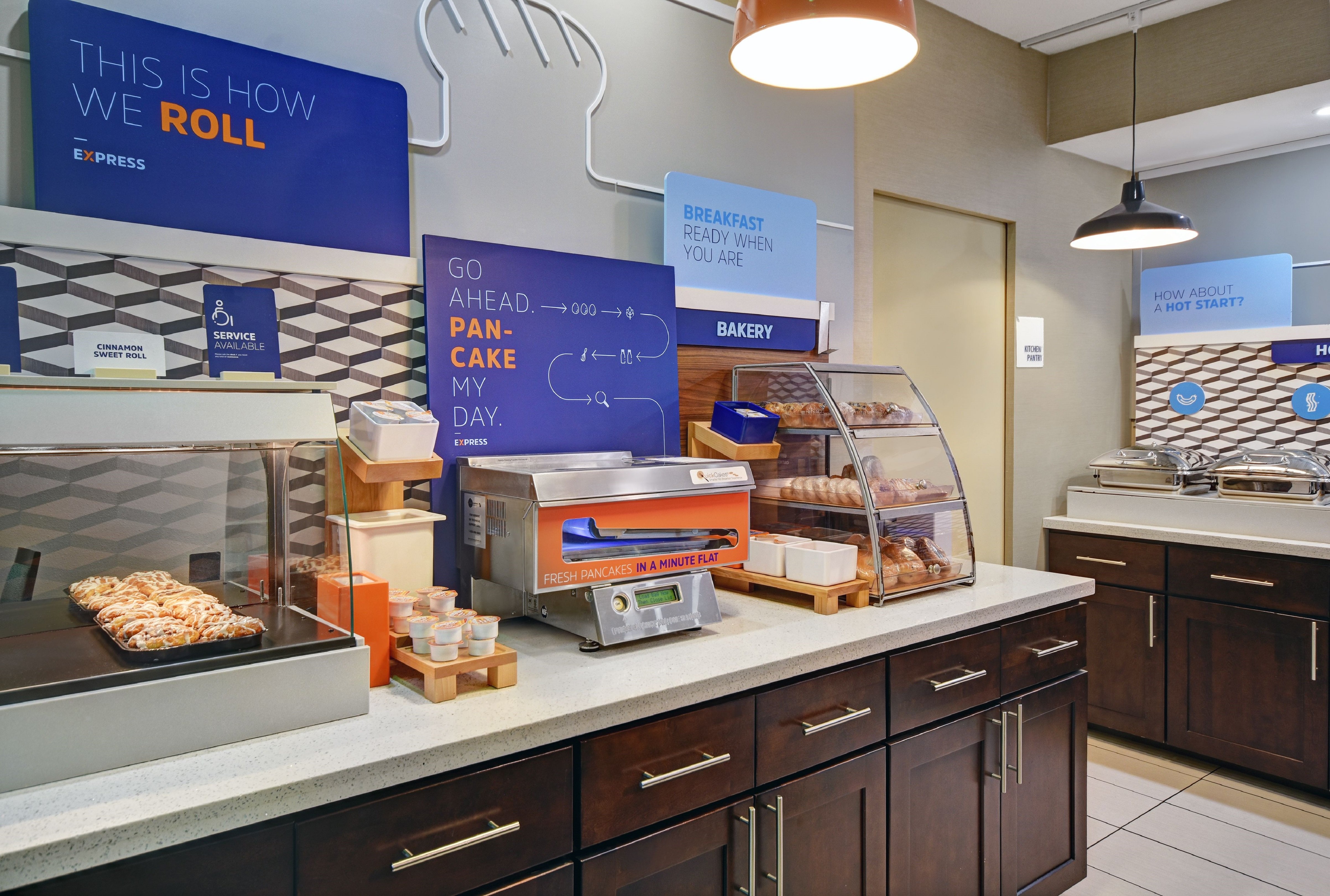 Holiday Inn Express Marshall 37/48