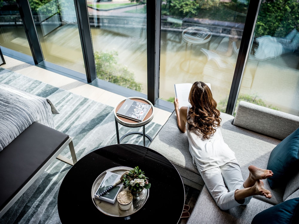 INTERCONTINENTAL SINGAPORE ROBERTSON QUAY 33/78