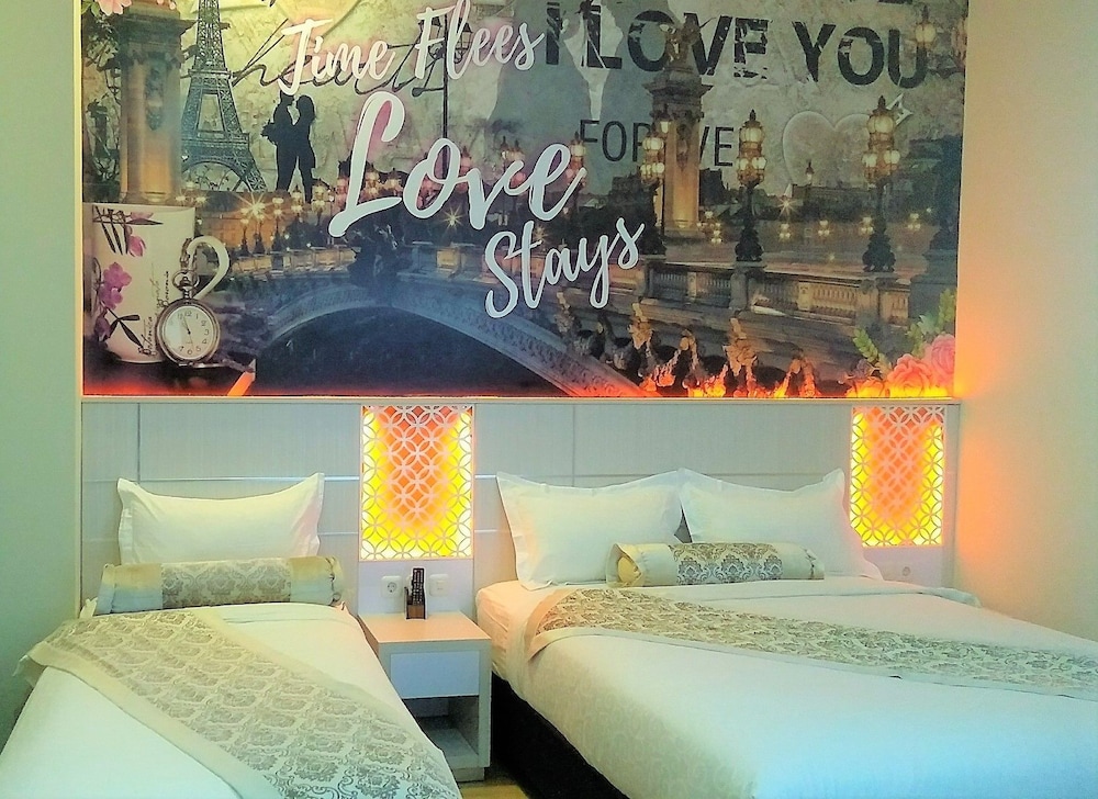 Malang City Boulevard Homestay And Resto 20/55