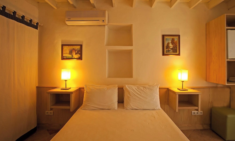 Sah Hotel 14/25