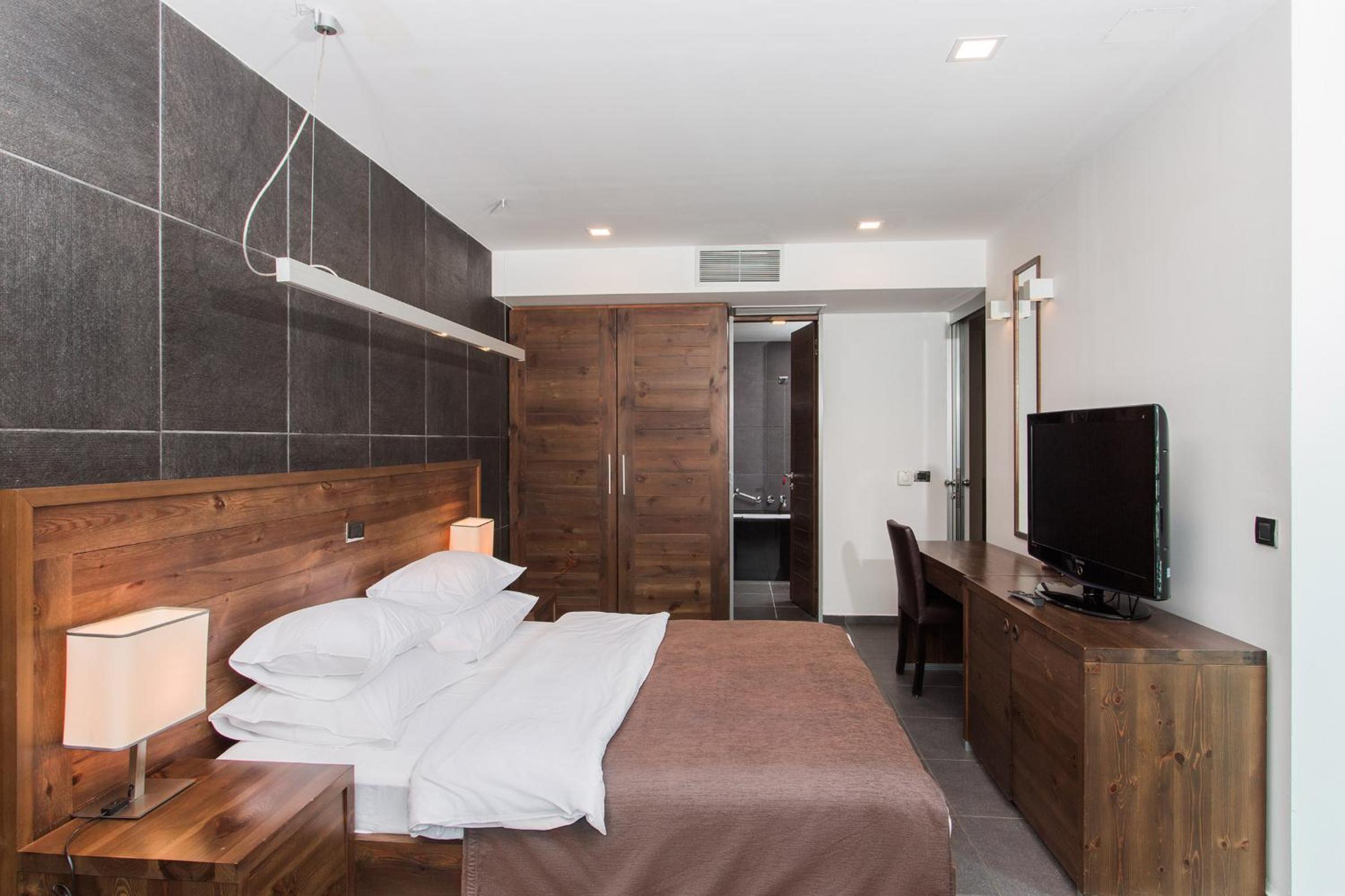 2 Bedrooms, Superior, Penthouse Suite، Avala Resort and Villas 2/5