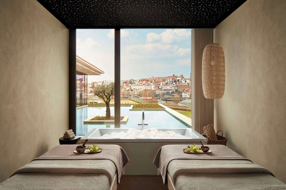 Hotel Tivoli Kopke Porto Gaia 24/49