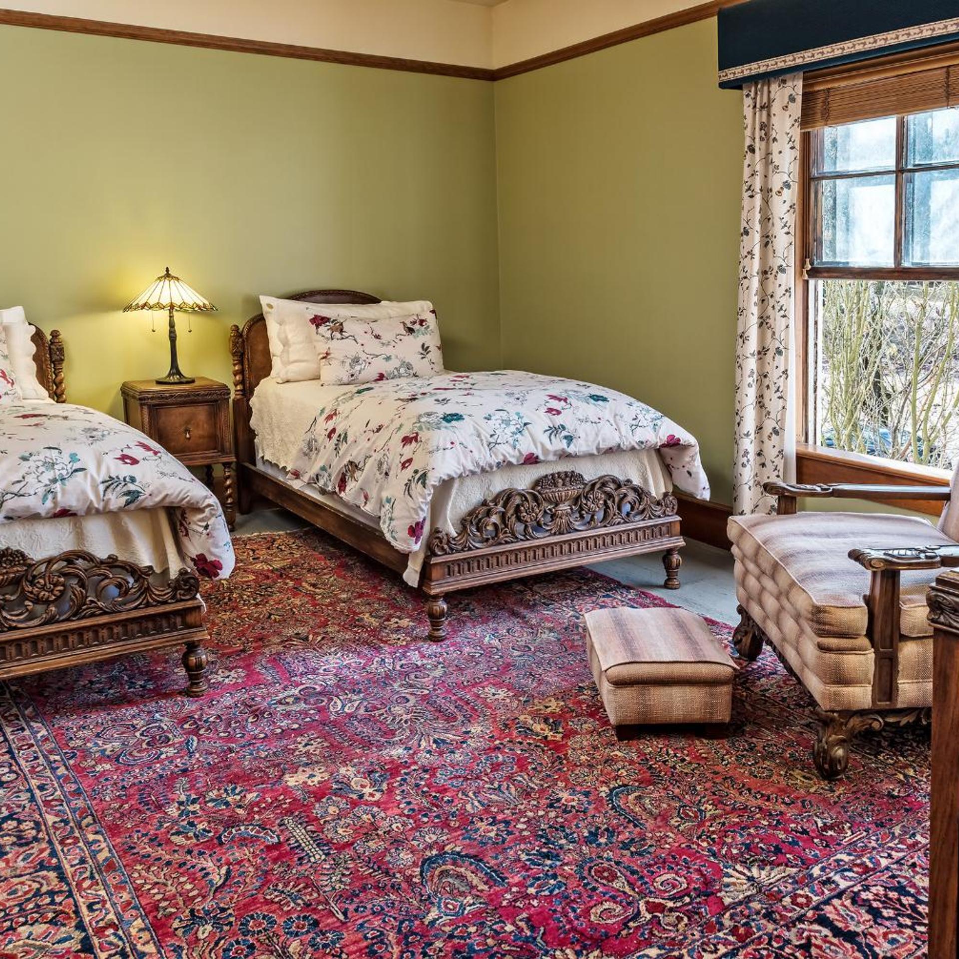 McCloud Hotel 15/50