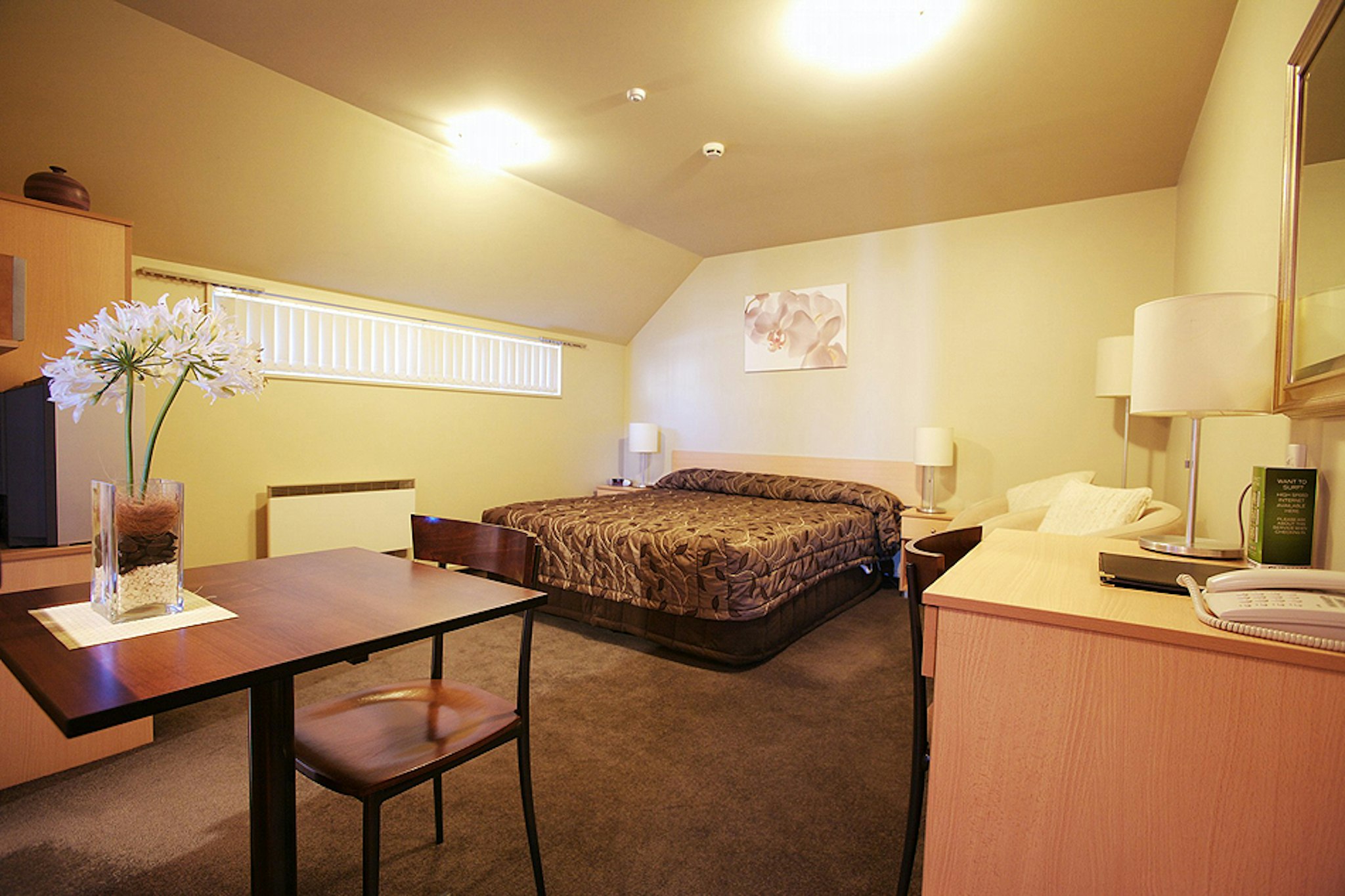 Centrepoint On Colombo Motel 34/40