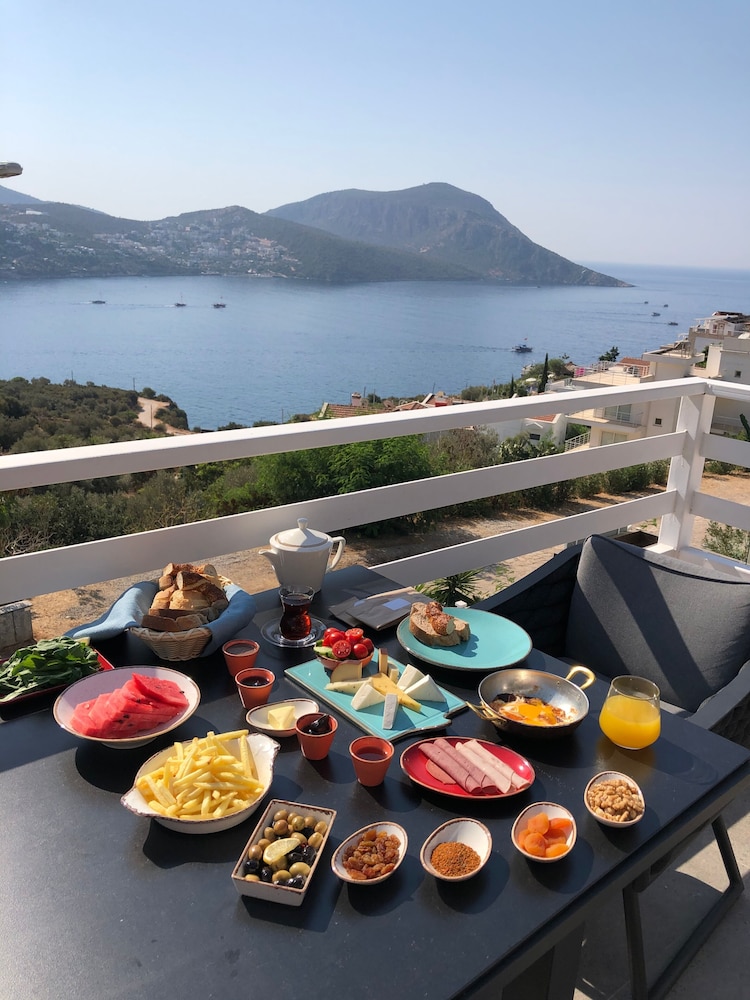 Kalkan Saray Suites Hotel 51/74