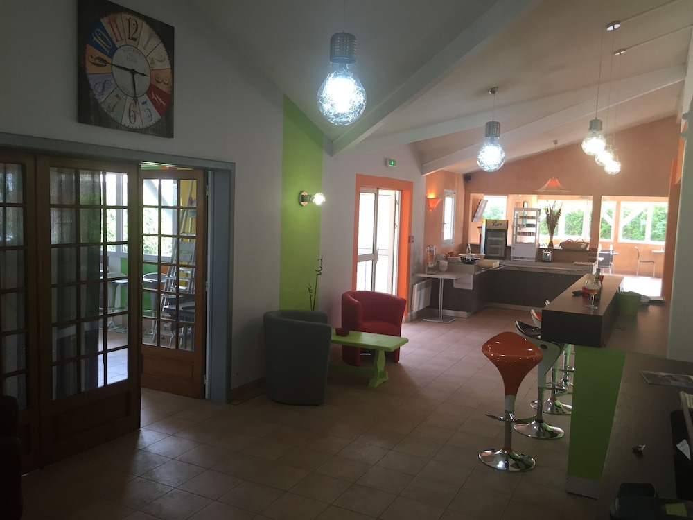 B Hotel Troyes Aeroport 29/50
