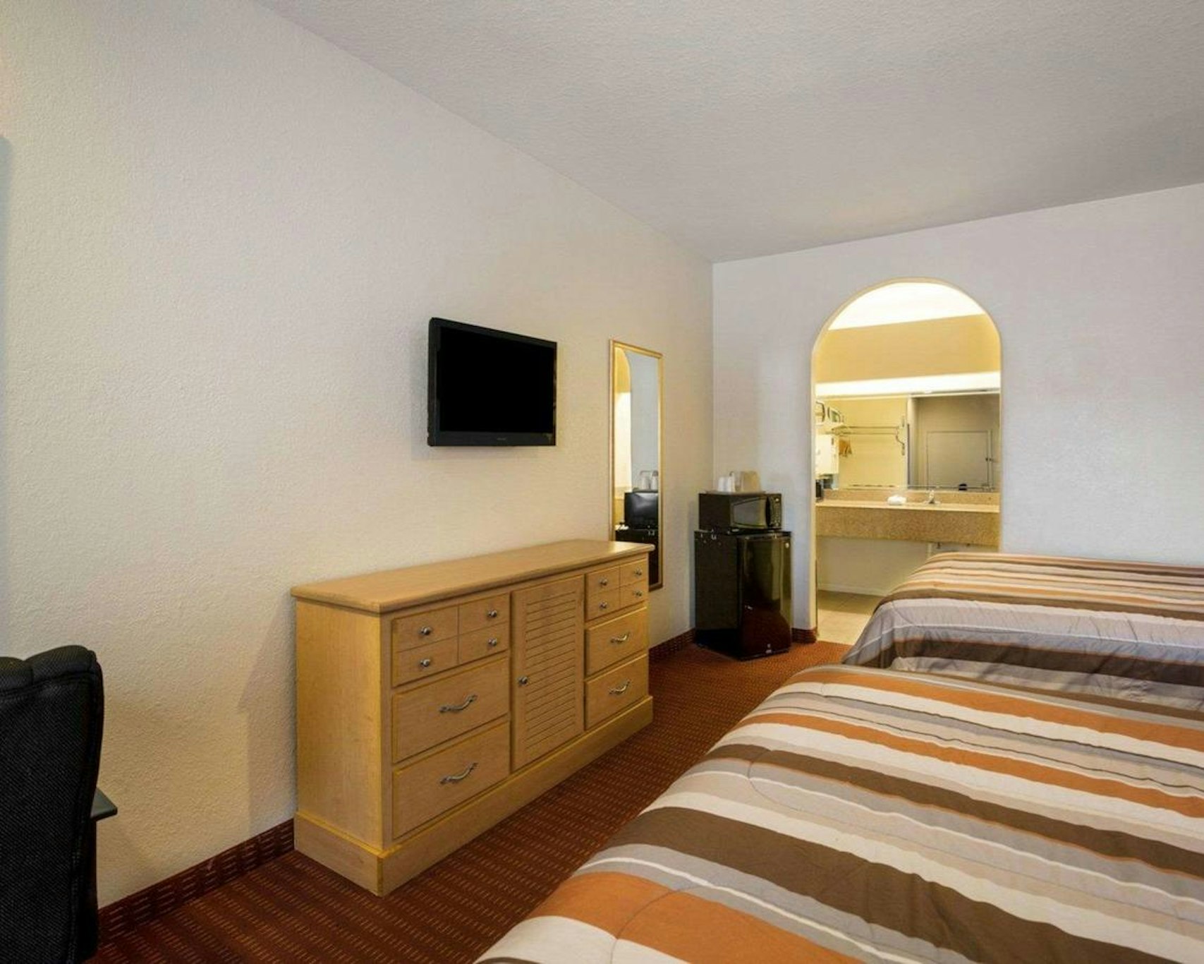 Scottish Inn & Suites IAH West 8/10