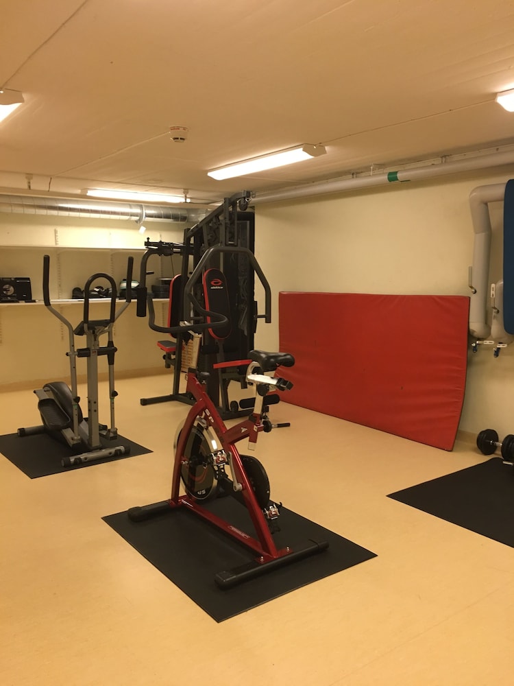 Hotell Hässlö 15/33