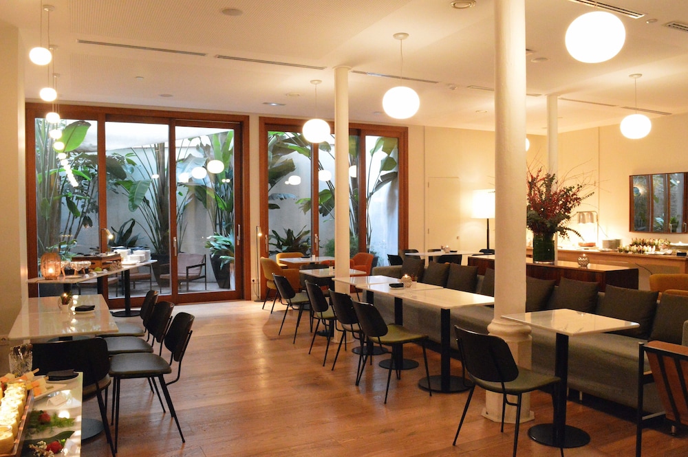 Restaurant-cafeteria