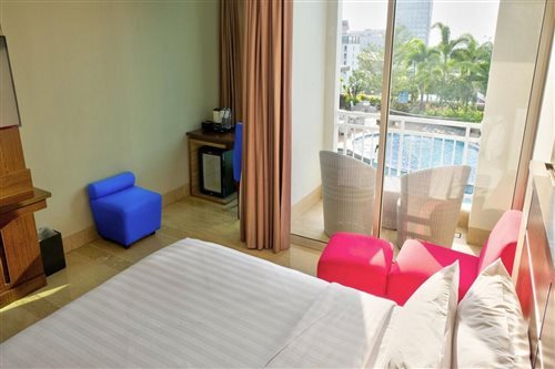 Deluxe, Double or Twin Bed, with Pool