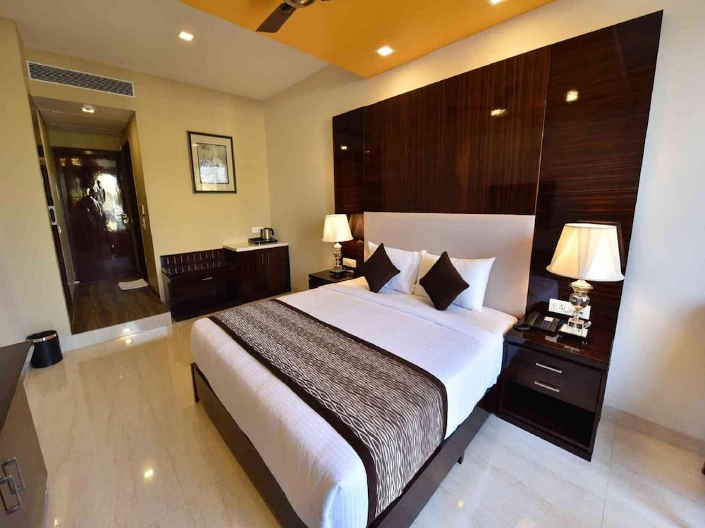 Hotel Calangute Central 7/41
