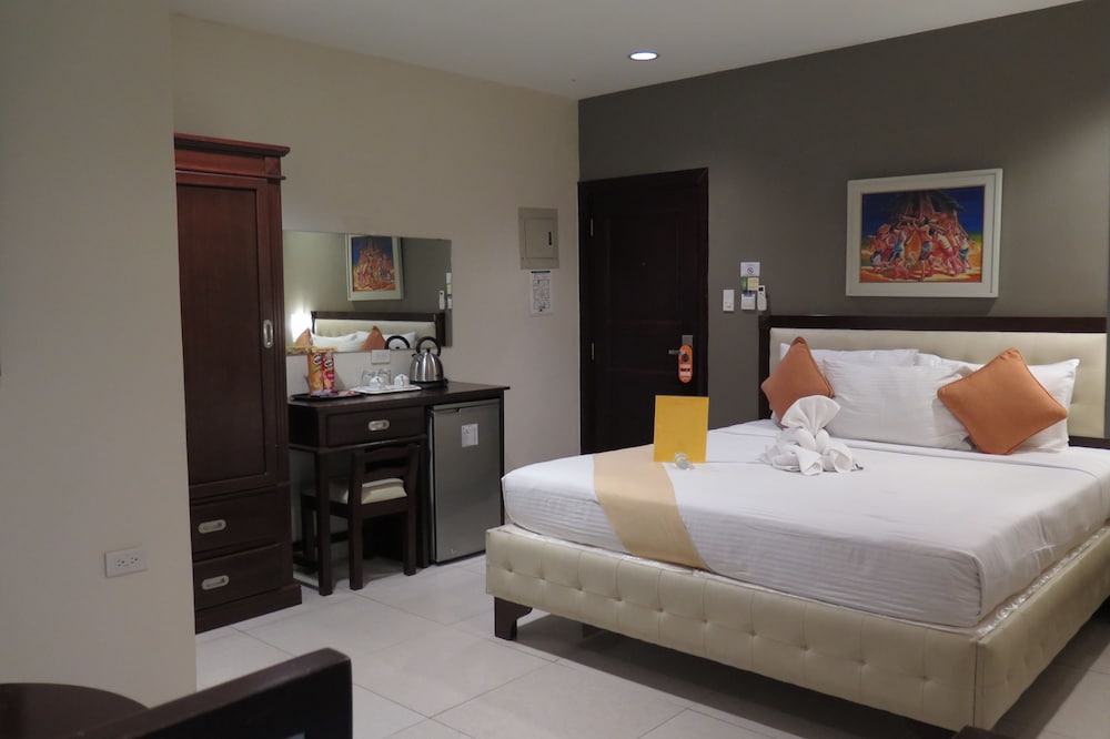 Devera Hotel 23/72