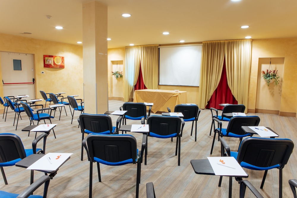 Hotel Amico 54/54