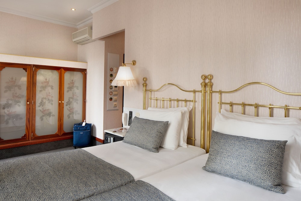 Continental Barcelona Hotel 23/80