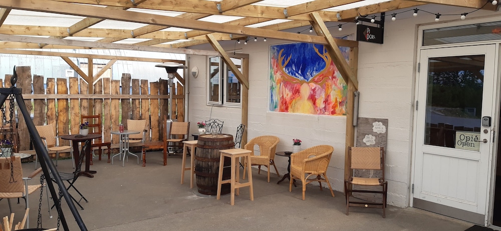 Tehusi Hostel 32/50