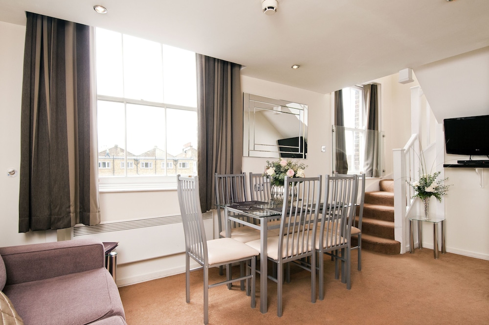 Grand Plaza Serviced Apartments 55/76